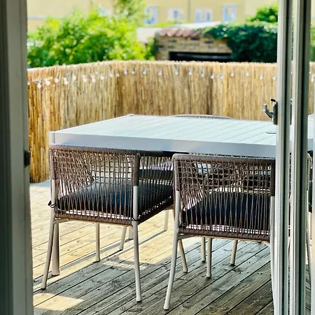 아파트 Skon Villalejlighed I Med Terrasse Og Taet Pa Centrum 스카겐